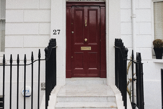 HOUSE NUMBERS & PLAQUES  