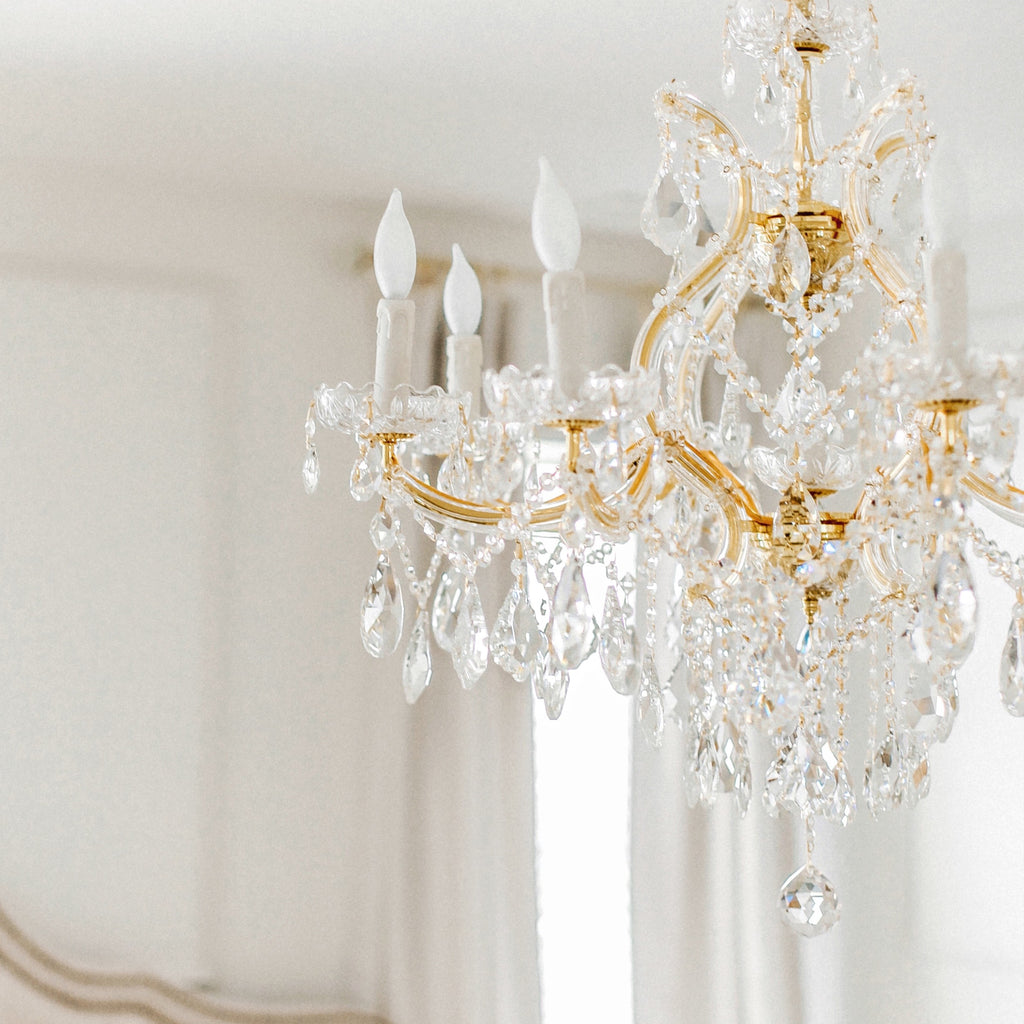 Crystorama Crystorama Maria Theresa 9 Light Hand Cut Crystal Gold Chandelier