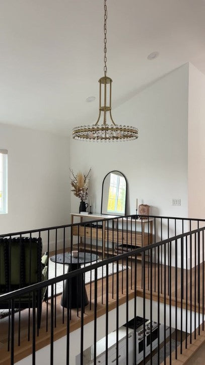 Crystorama Crystorama Clover 8 Light Aged Brass Chandelier