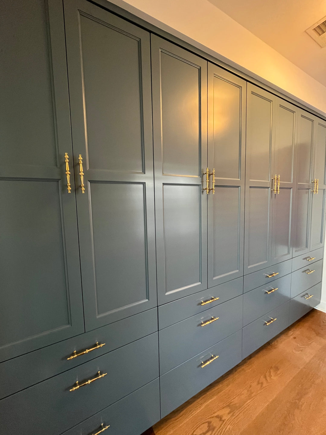 6 1/2 Inch Overall (4 Inch c-c) Solid Brass Georgian Pull (Several Finishes Available)